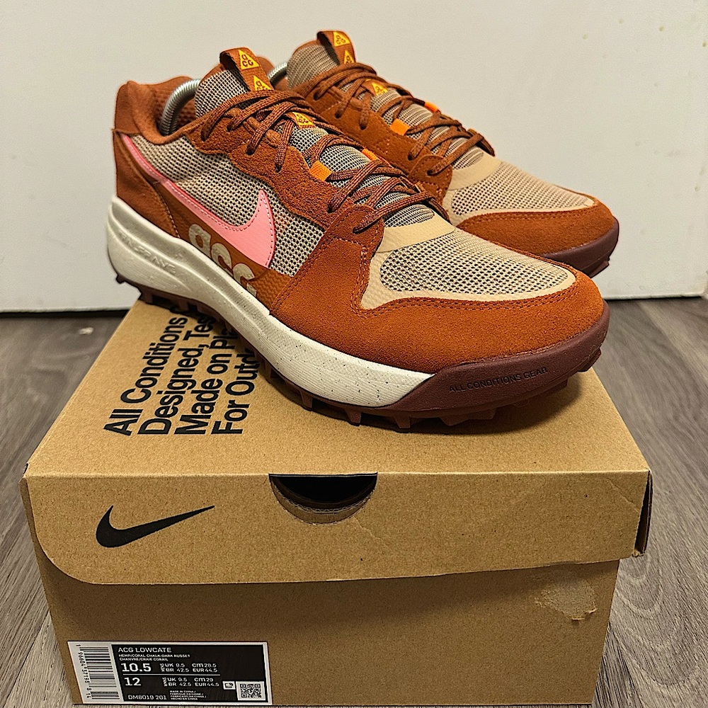 Nike ACG Lowcate ‘Bacon’